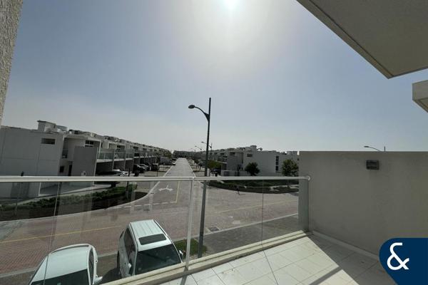 Single Row | Vacant | Furnished | 3 Beds